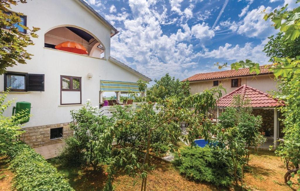 Apartments Vesna Pinezići Buitenkant foto